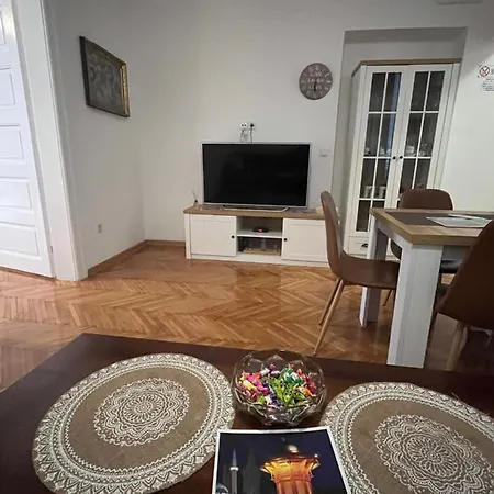 Grand Market Apartman *